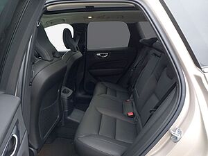 Volvo  T6 AWD Recharge