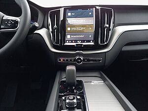 Volvo  T6 AWD Recharge