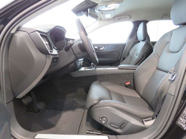 Volvo  B4 Diesel Plus Bright 360Grad Harman/Kardon