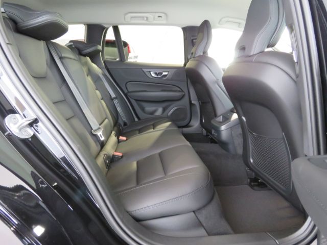 Volvo  B4 Diesel Plus Bright 360Grad Harman/Kardon