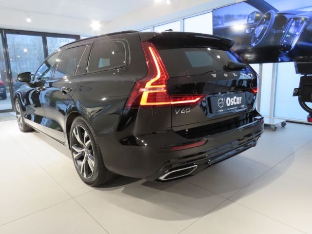 Volvo  T6 AWD R-Design Recharge Plug-In Hybrid