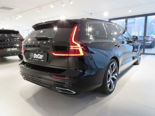 Volvo  T6 AWD R-Design Recharge Plug-In Hybrid