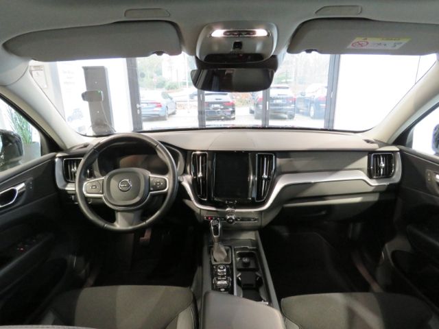 Volvo  D3 Momentum Pro Panoramadach Frontscheibe h