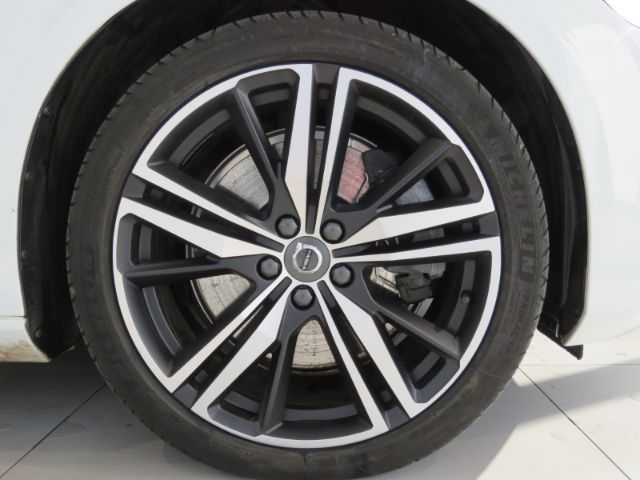 Volvo  T6 Recharge R-Design AHK HarmannKardon Winte