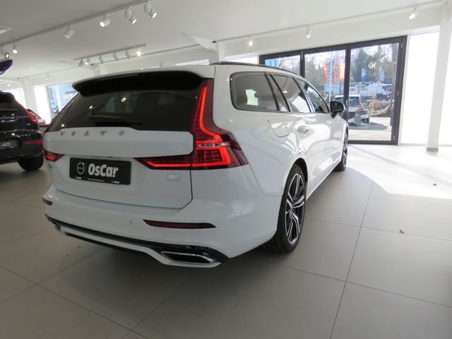 Volvo  T6 Recharge R-Design AHK HarmannKardon Winte