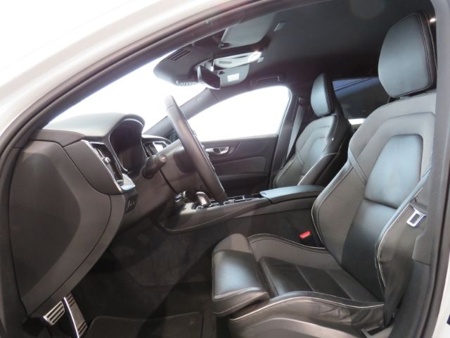 Volvo  T6 Recharge R-Design AHK HarmannKardon Winte