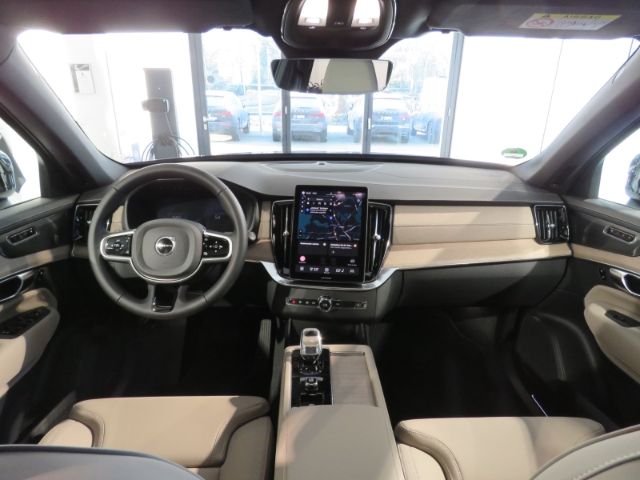 Volvo  T8 AWD Plus Dark 7-Sitzer 360Grad Seiten- u