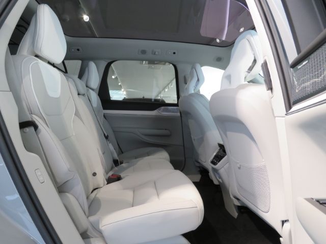 Volvo  Twin Ultra Performance 7-Sitzer Bowers&Wilk