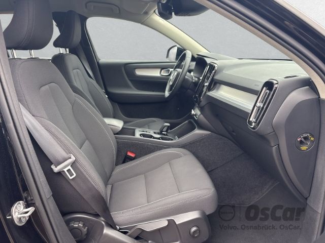 Volvo  T4 Recharge Inscription Expression HarmanKa