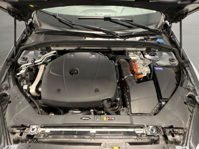 Volvo  T6 Recharge Plug-In Hybrid AWD Inscription E