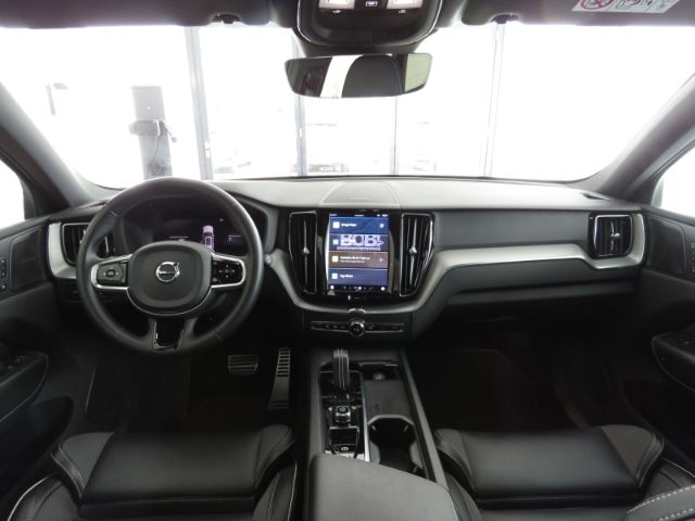 Volvo  T6 AWD Twin R-Design Recharge Plug-In Hybri
