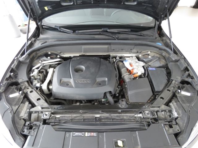 Volvo  T6 AWD Twin R-Design Recharge Plug-In Hybri