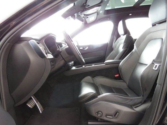 Volvo  T6 AWD Twin R-Design Recharge Plug-In Hybri