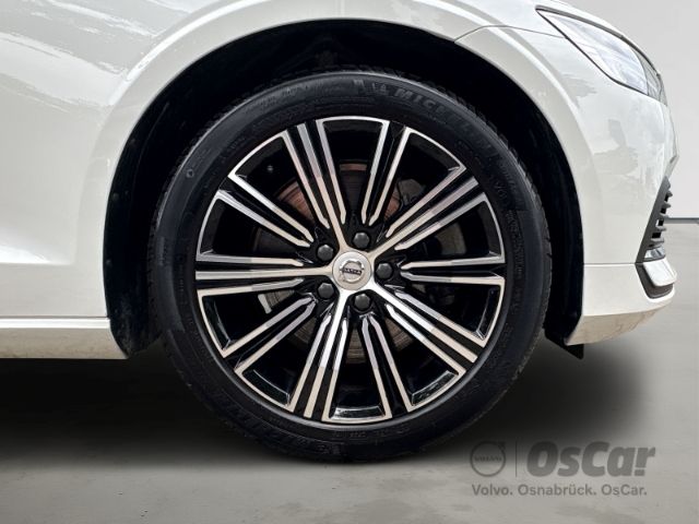 Volvo  T6 AWD Recharge Inscription Expression AHK W