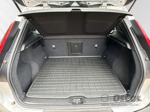 Volvo  T4 Klima LM Tempomat LED-Scheinwerfer Color