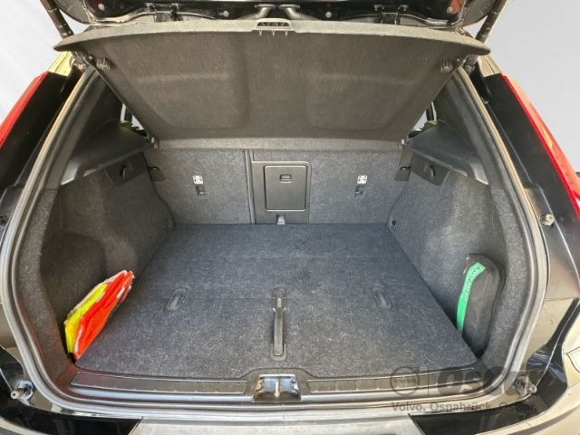 Volvo  P8 Recharge Twin Plus AHK 20Zoll Leder