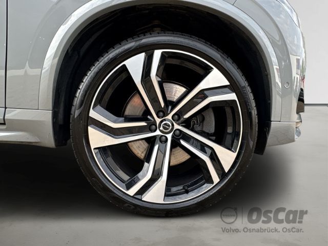 Volvo  T8 AWD Recharge Ultimate Dark 7-Sitzer Park
