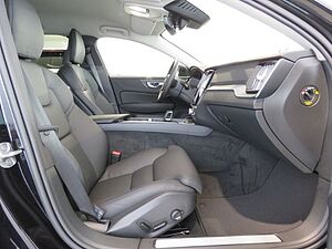 Volvo  B4 Diesel Plus Bright 360Grad Harman/Kardon
