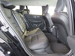 Volvo  B4 Diesel Plus Bright 360Grad Harman/Kardon