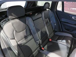 Volvo  T6 AWD R-Design Recharge Plug-In Hybrid