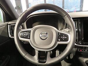 Volvo  T6 AWD R-Design Recharge Plug-In Hybrid