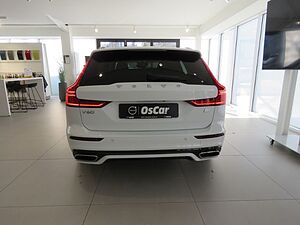 Volvo  T6 Recharge R-Design AHK HarmannKardon Winte