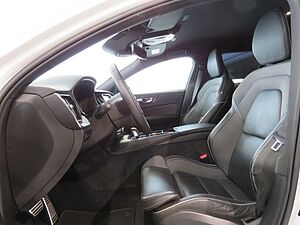 Volvo  T6 Recharge R-Design AHK HarmannKardon Winte