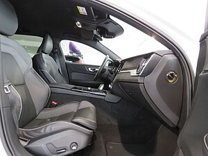 Volvo  T6 Recharge R-Design AHK HarmannKardon Winte