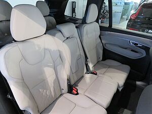 Volvo  T8 AWD Plus Dark 7-Sitzer 360Grad Seiten- u