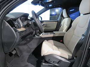 Volvo  T8 AWD Plus Dark 7-Sitzer 360Grad Seiten- u