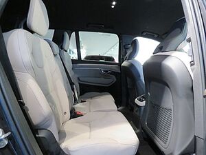 Volvo  T8 AWD Plus Dark 7-Sitzer 360Grad Seiten- u