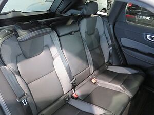 Volvo  T6 Recharge Plus Black Edition HarmanKardon