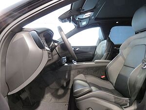 Volvo  T6 Recharge Plus Black Edition HarmanKardon