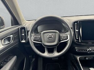 Volvo  T4 Recharge Inscription Expression HarmanKa