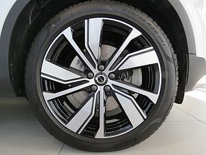 Volvo  T4 Twin Engine Plug-In Hybrid 2WD R-Design