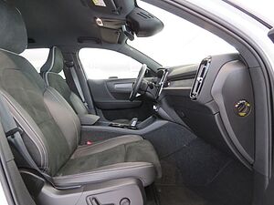 Volvo  T4 Twin Engine Plug-In Hybrid 2WD R-Design