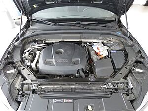 Volvo  T6 AWD Twin R-Design Recharge Plug-In Hybri