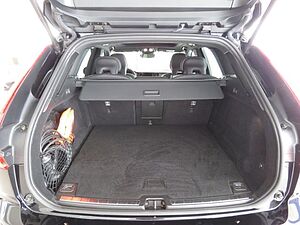 Volvo  T6 AWD Twin R-Design Recharge Plug-In Hybri