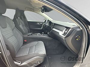 Volvo  B4 D Core Parkassistenz-P. Winter-P. Frontsc