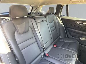 Volvo  Volvo B4 Benzin Plus Dark Fahrassistenz-P. W