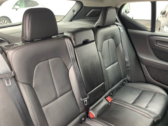 Volvo  Inscription Recharge Plug-In Hybrid 2WD T4