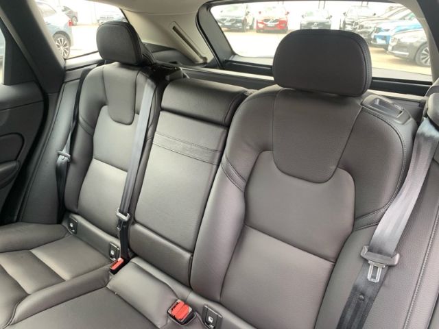 Volvo  D4 Inscription Abstandstempomat el. Sitz Ka
