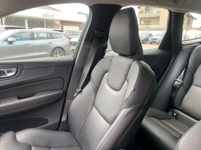 Volvo  D4 Inscription Abstandstempomat el. Sitz Ka