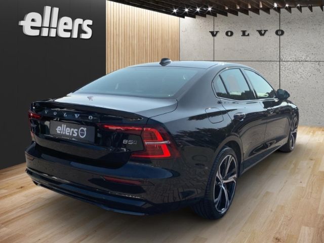 Volvo  B5 AWD Ultimate Dark Head Up Bowers&Wilkins