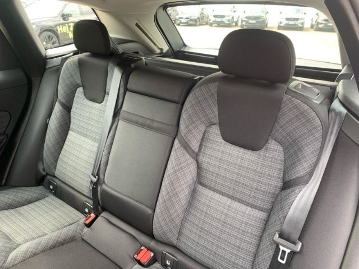 Volvo  Standheizung Google Maps Abstandstempomat