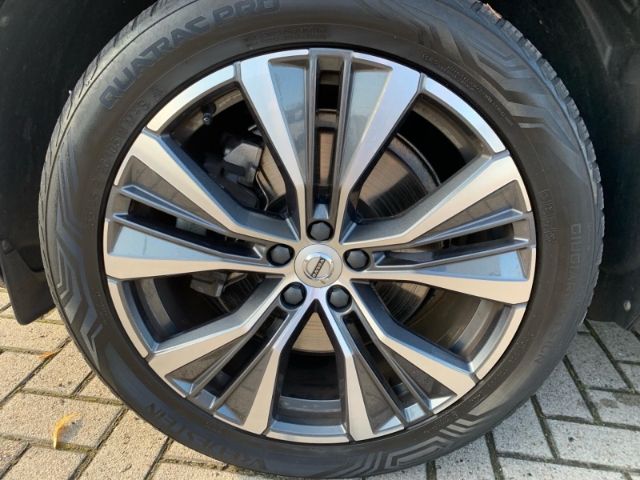 Volvo  B4 AWD Inscription Abstandstempomat el. SIt