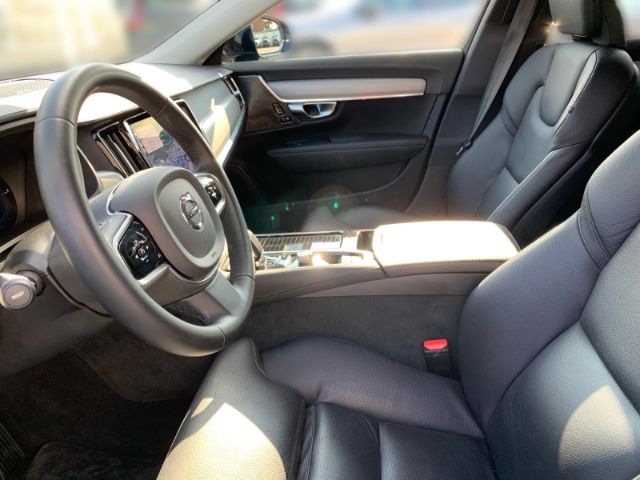 Volvo  T6 AWD Plus Dark Pilot Assist Abstandstempom