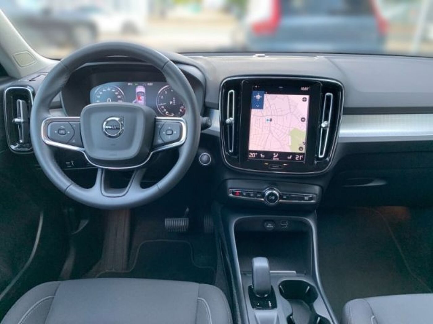Volvo  T3 Momentum Pro Navi Sitzheizung Kamera Len