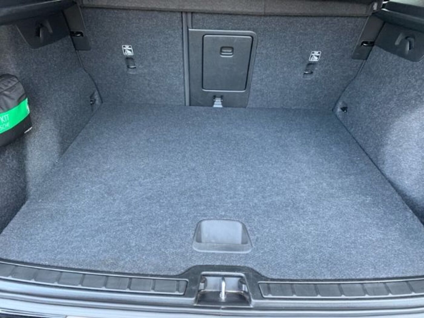 Volvo  T3 Momentum Pro Navi Sitzheizung Kamera Len