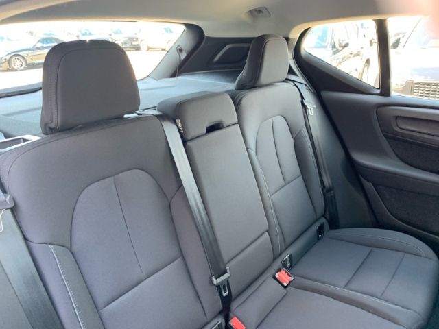 Volvo  T3 Momentum Pro Navi Sitzheizung Kamera Len